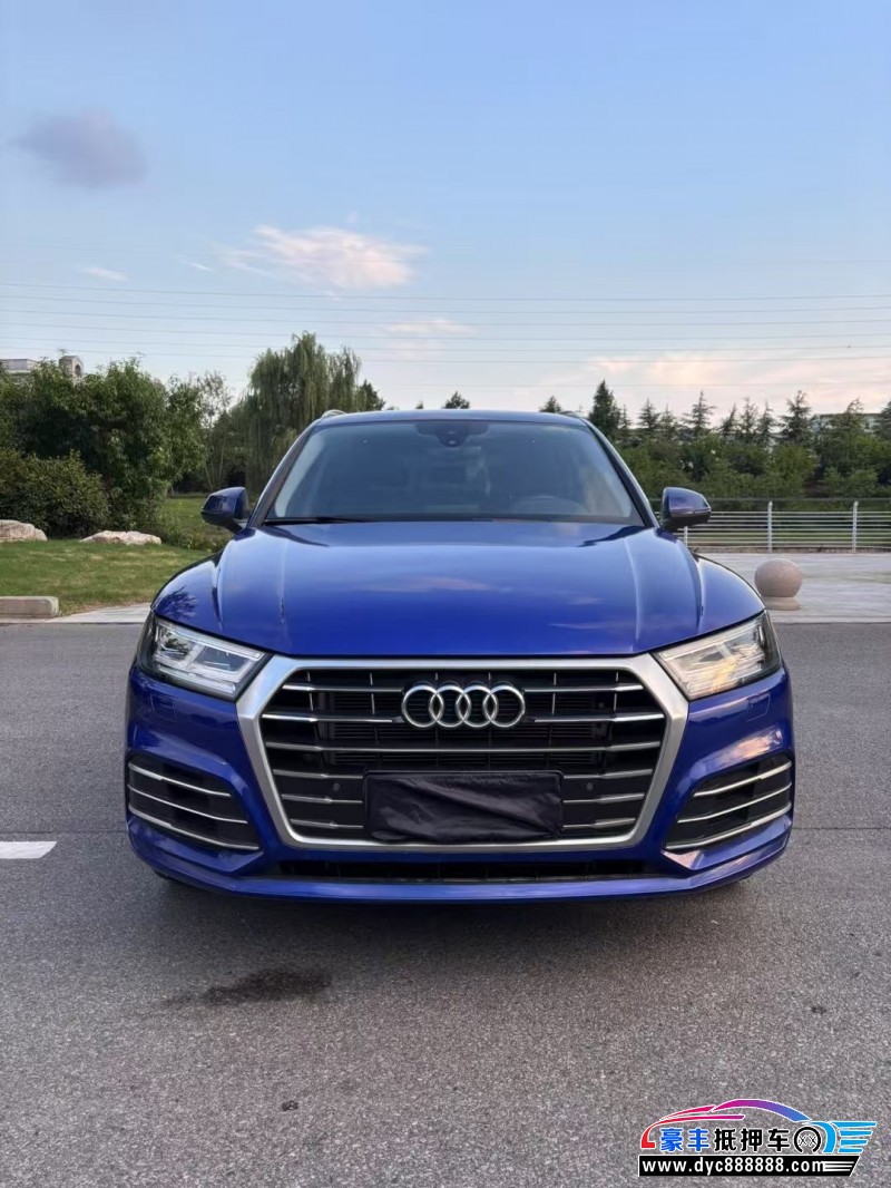 18年奥迪Q5轿车抵押车出售