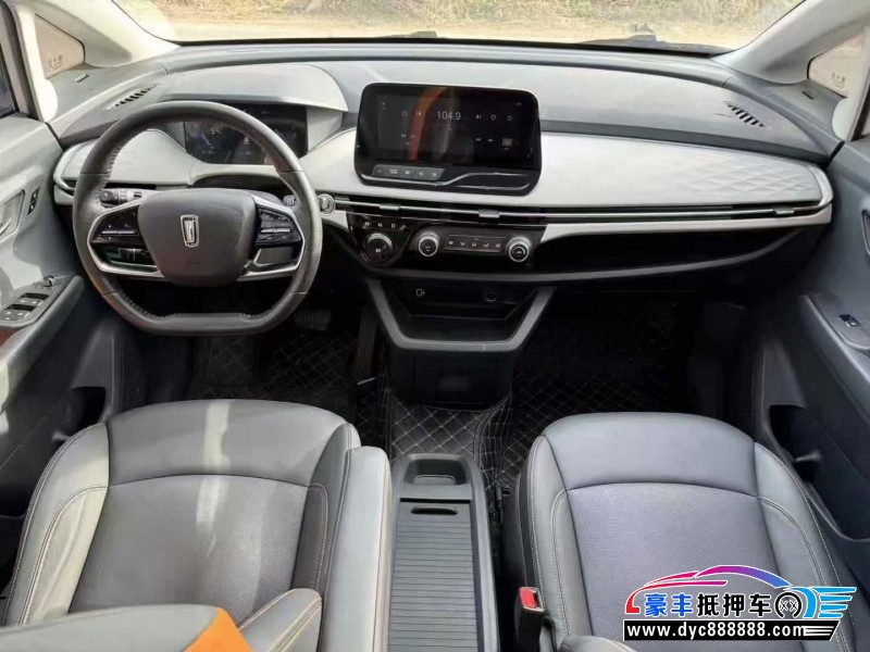 24年奔腾奔腾NAT轿车抵押车出售