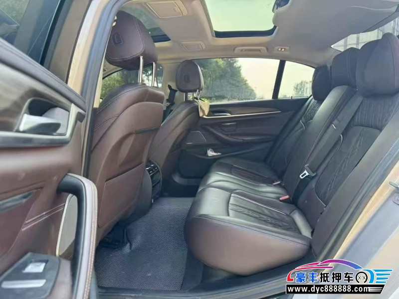 19年宝马5系轿车抵押车出售