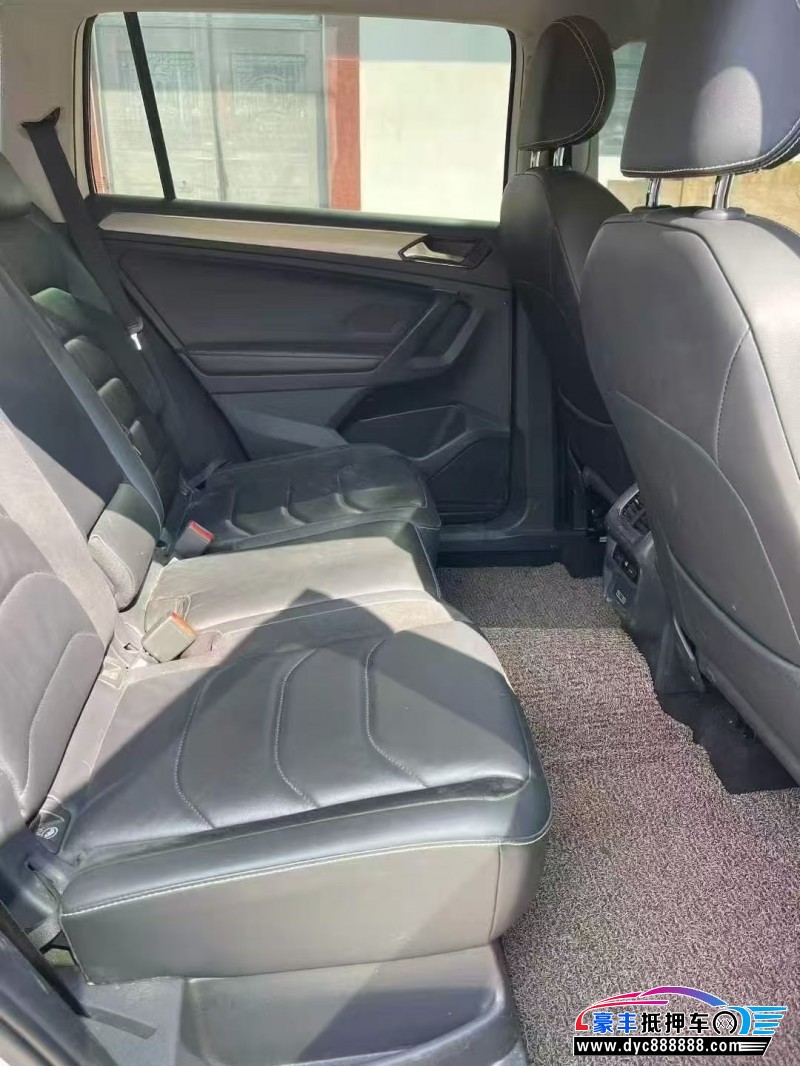 18年大众途观轿车抵押车出售