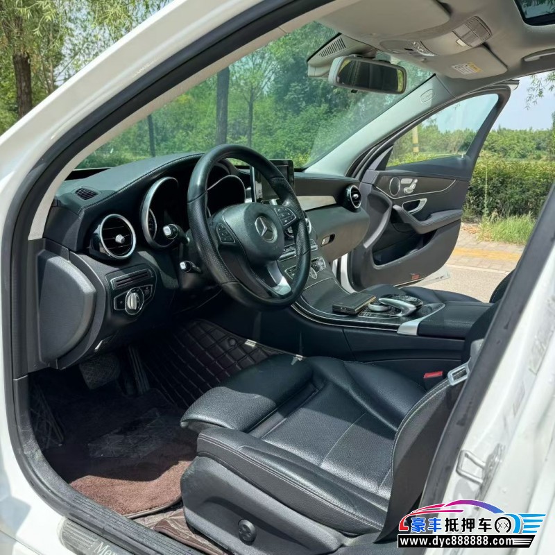 18年奔驰C轿车抵押车出售