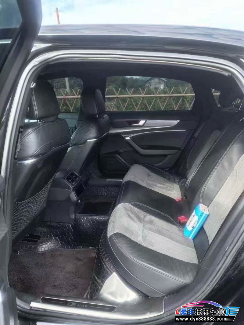 20年奥迪A6L轿车抵押车出售