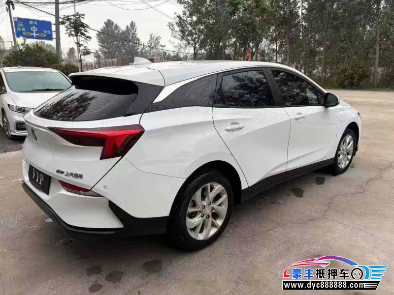 23年别克微蓝轿车抵押车出售