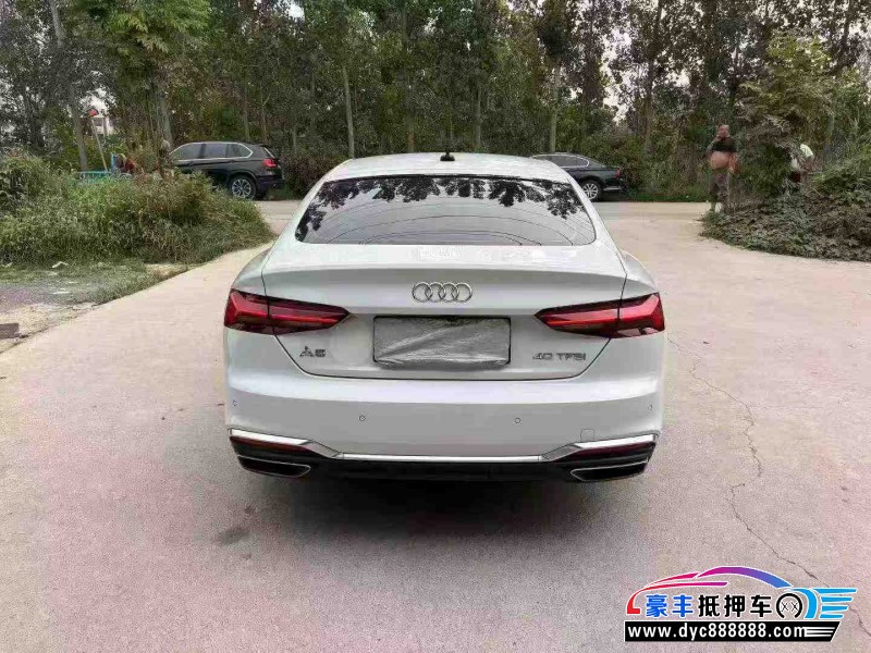 23年奥迪A5轿车抵押车出售