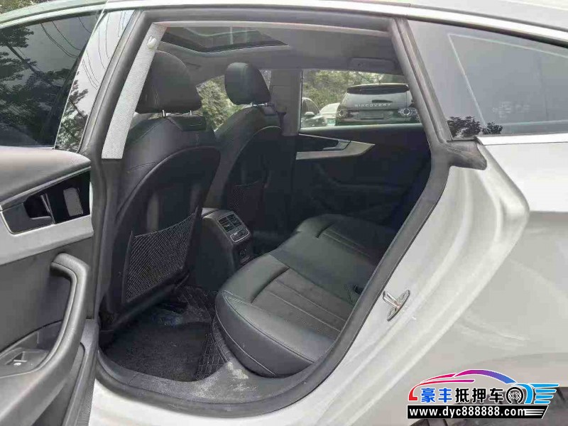 23年奥迪A5轿车抵押车出售