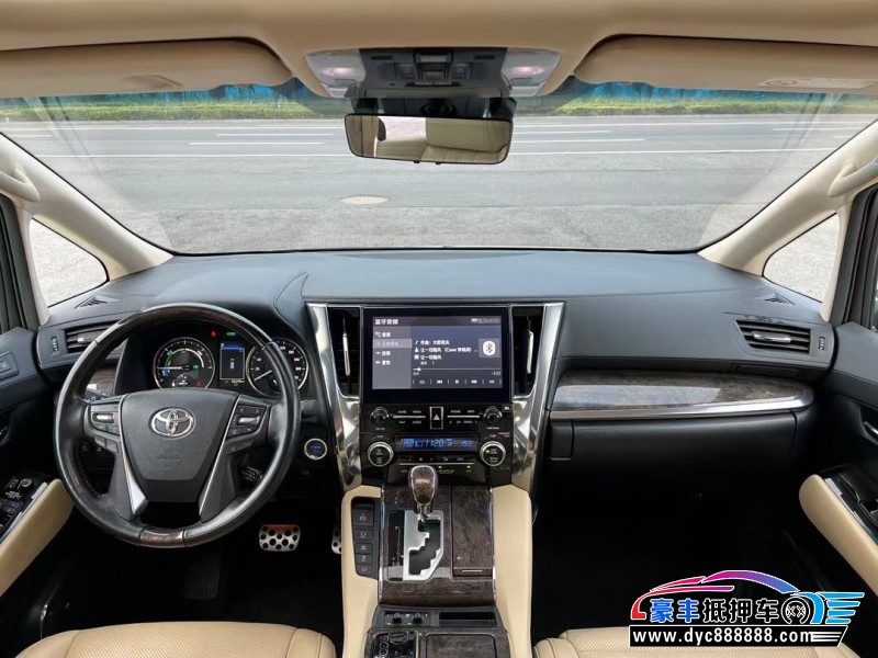 21年丰田埃尔法轿车抵押车出售