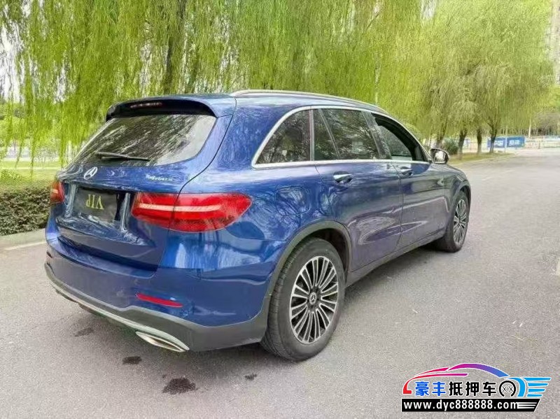 19年奔驰GLC轿车抵押车出售