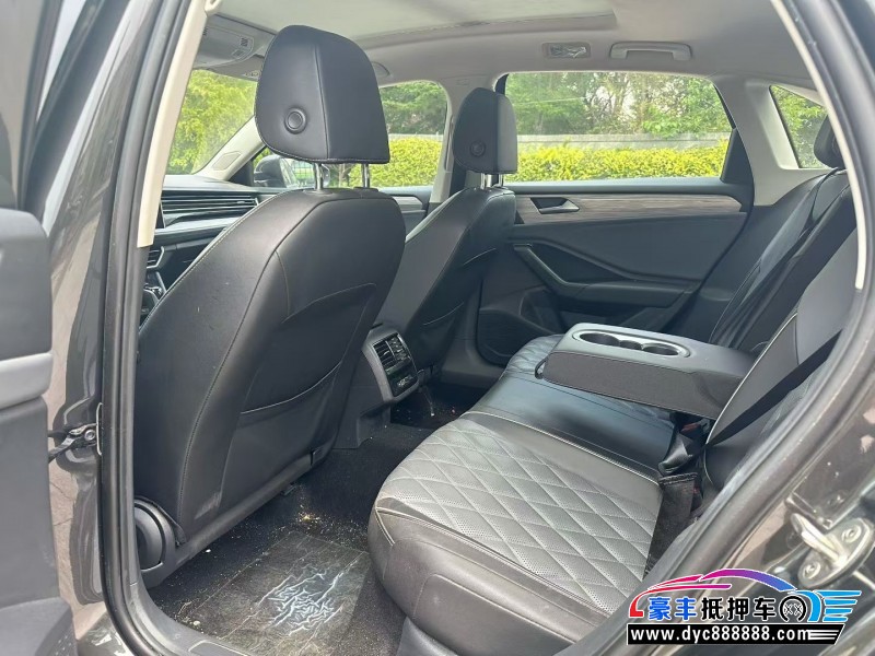 24年大众速腾轿车抵押车出售