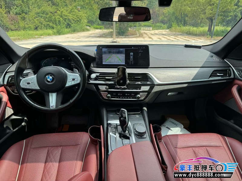 23年宝马5系轿车抵押车出售