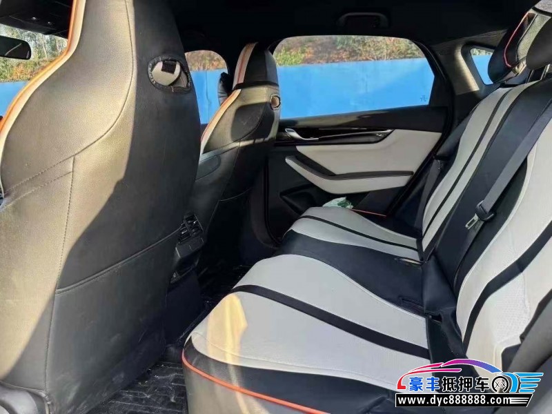 24年比亚迪秦轿车抵押车出售