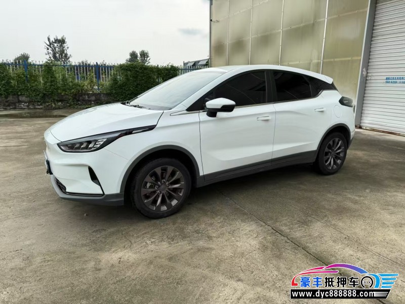 23年吉利几何轿车抵押车出售