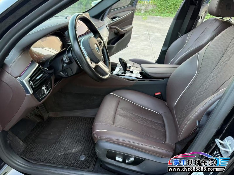 22年宝马5系轿车抵押车出售