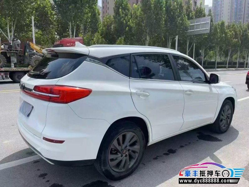 19年比亚迪宋轿车抵押车出售