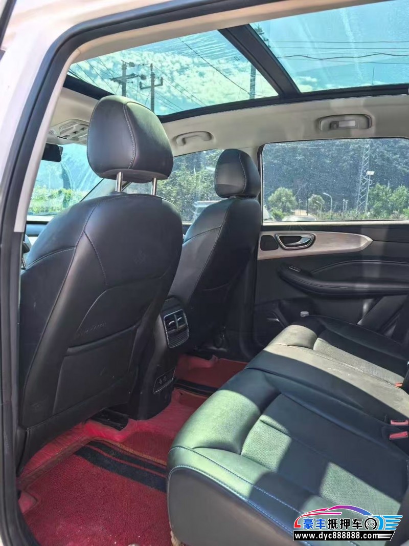 21年荣威RX5轿车抵押车出售