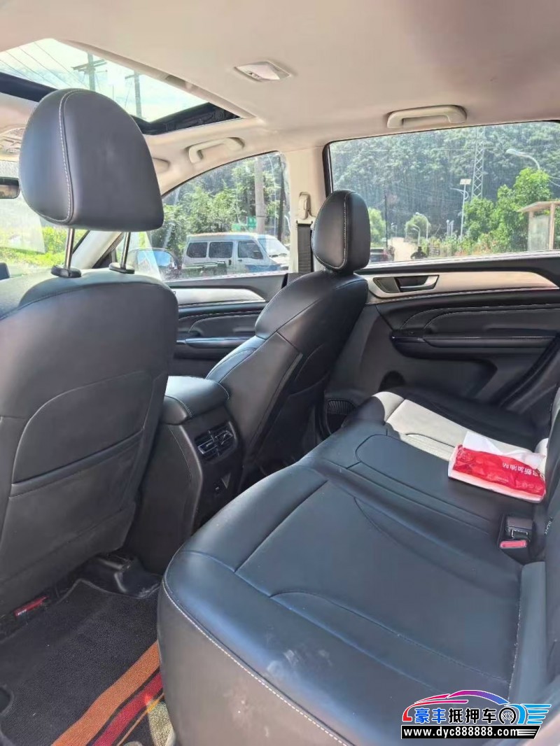 21年长城M6轿车抵押车出售