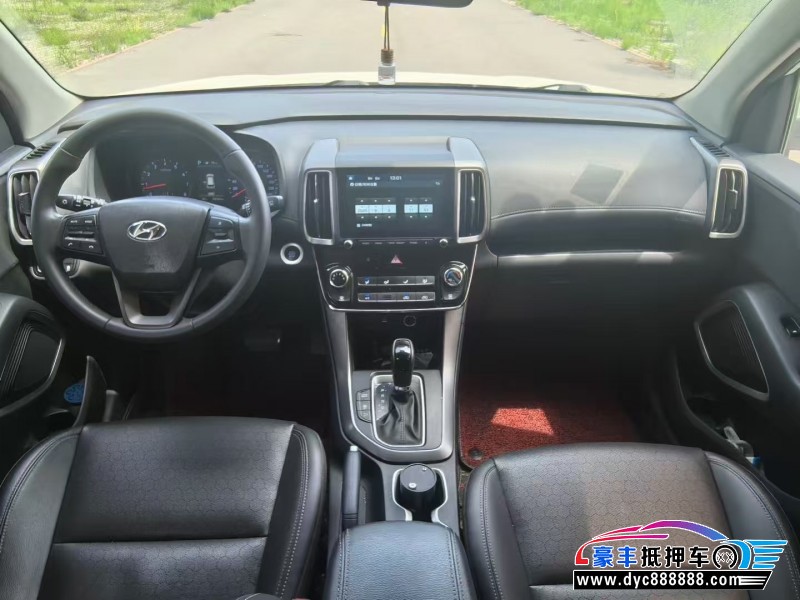 18年现代ix35轿车抵押车出售