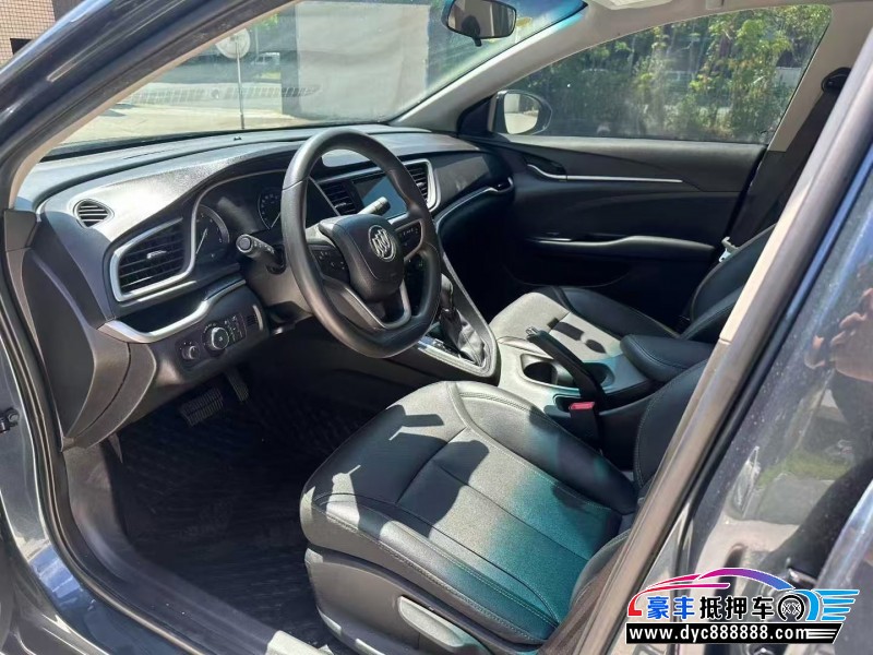 20年别克英朗轿车抵押车出售