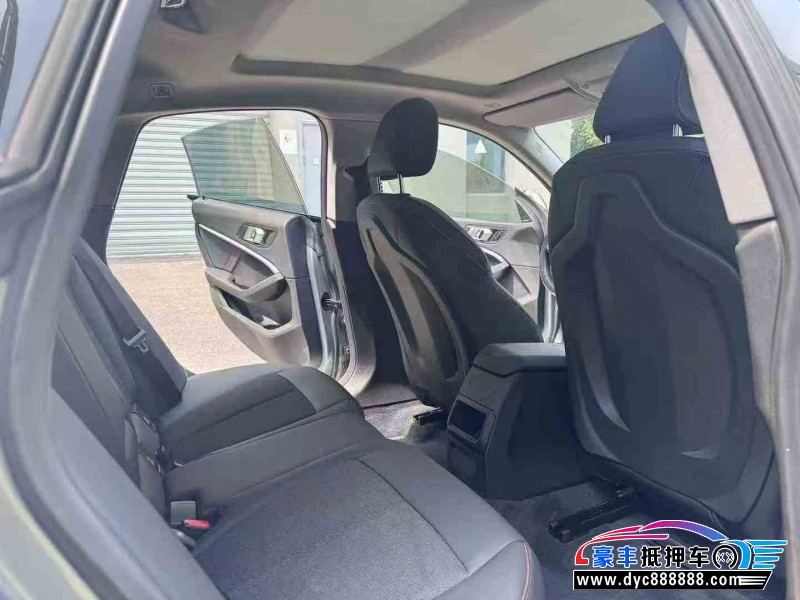 23年宝马2系轿车抵押车出售