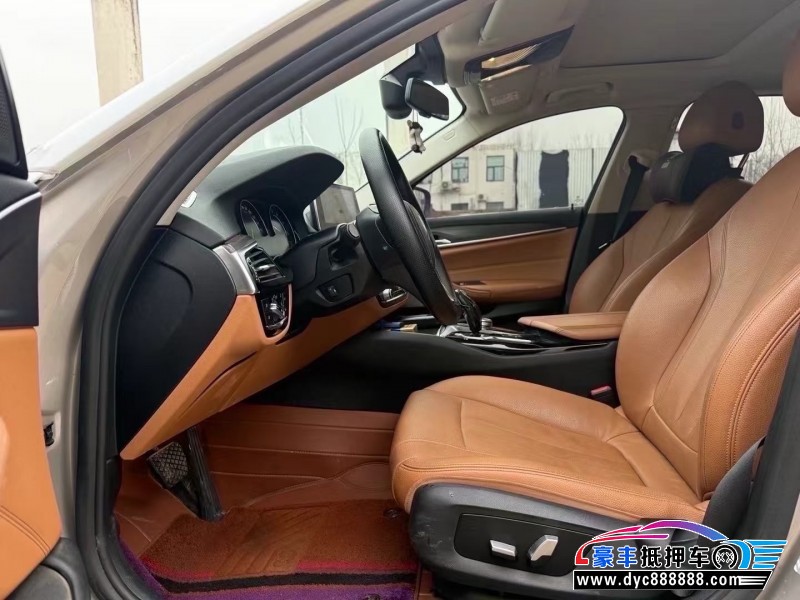 18年宝马5系轿车抵押车出售