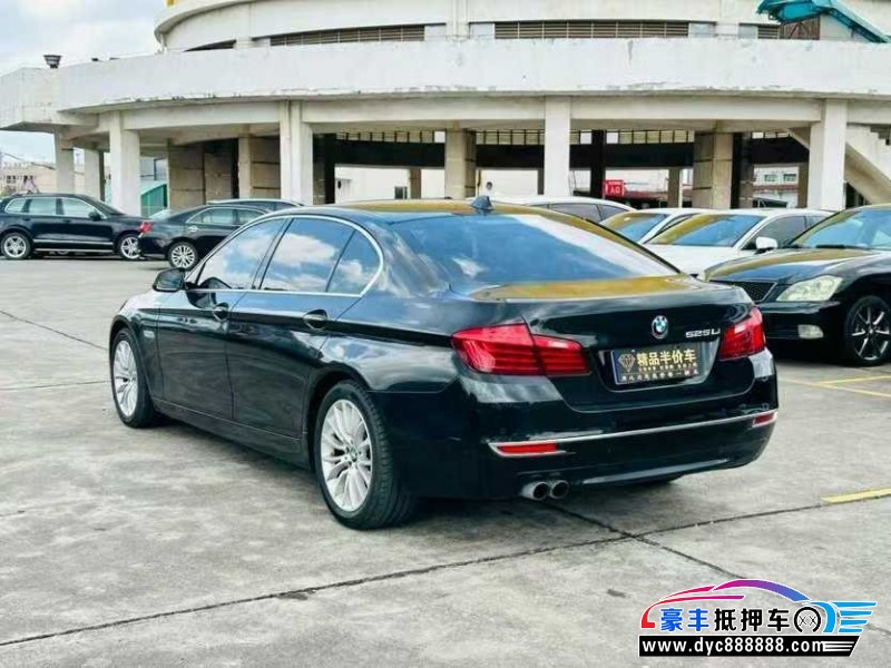 17年宝马5系轿车抵押车出售