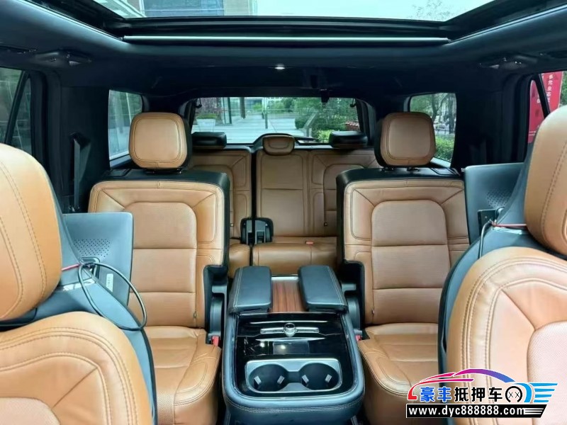 21年林肯领航员轿车抵押车出售