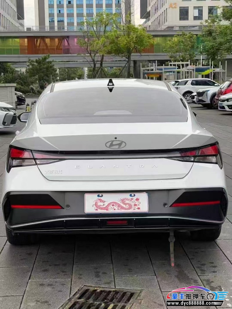 24年现代伊兰特轿车抵押车出售