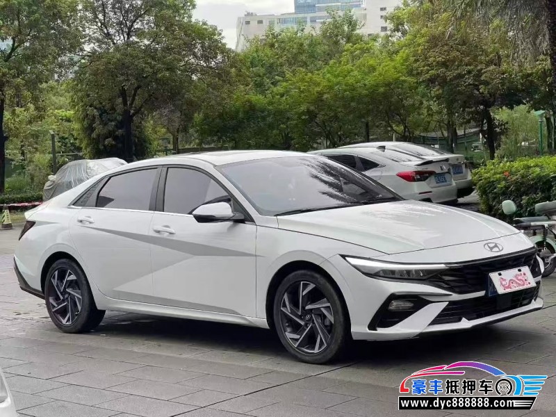 24年现代伊兰特轿车抵押车出售