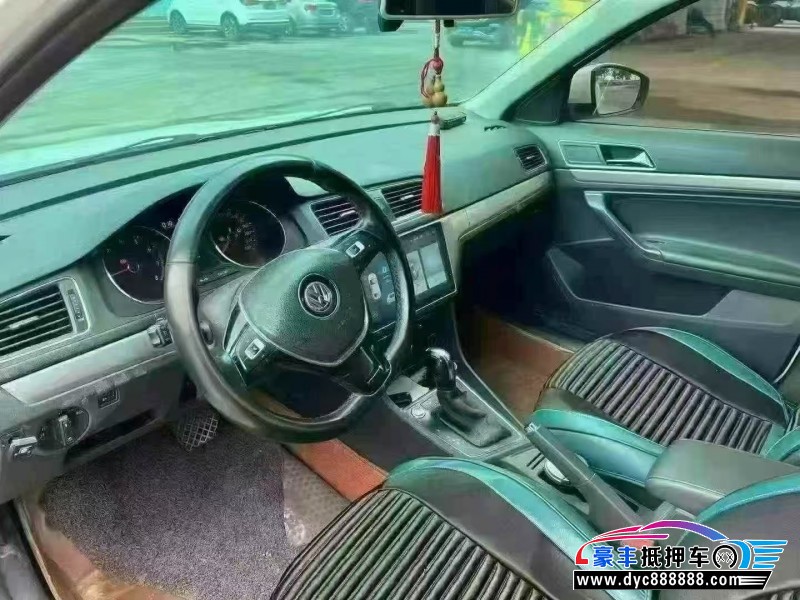 18年大众朗逸轿车抵押车出售