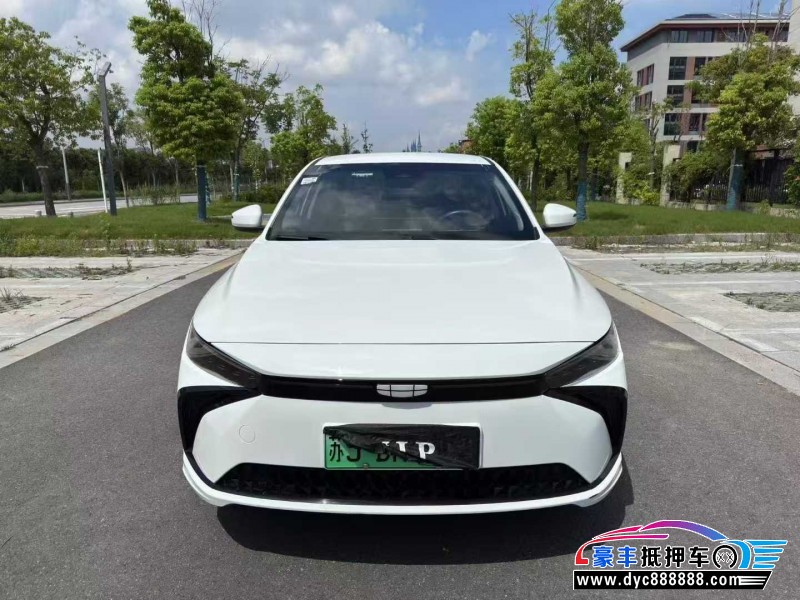 24年吉利几何轿车抵押车出售