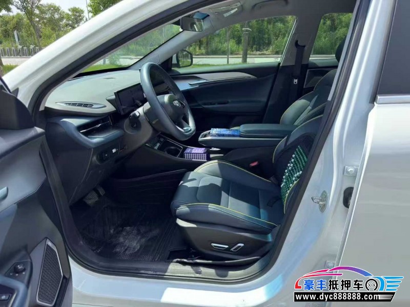 24年吉利几何轿车抵押车出售