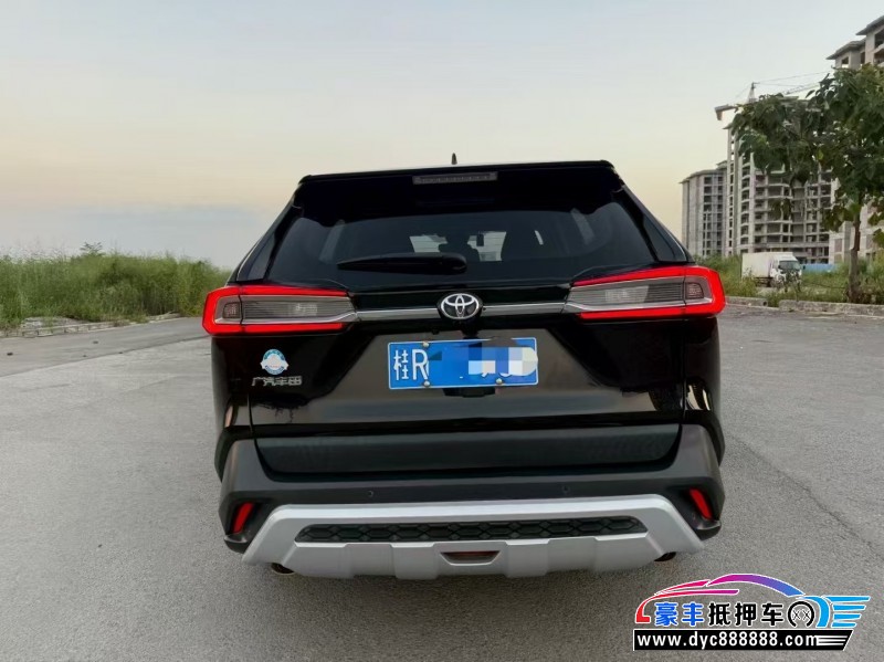 22年丰田威兰达轿车抵押车出售