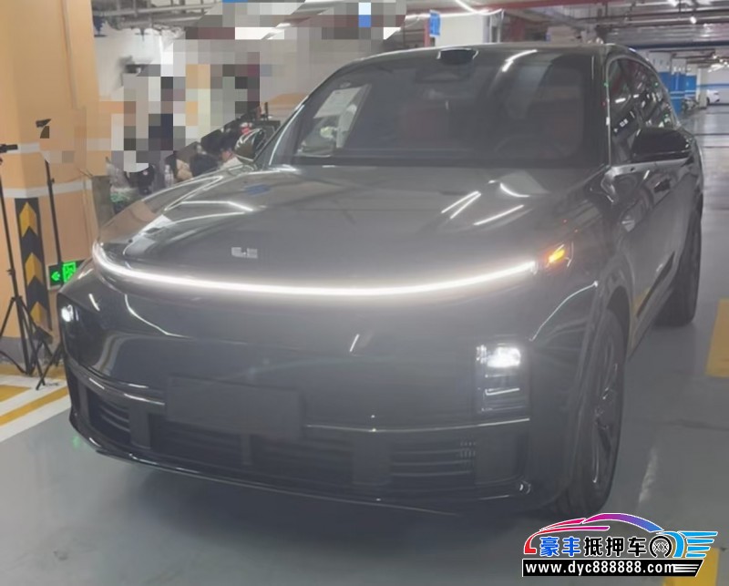 25年理想L7轿车抵押车出售