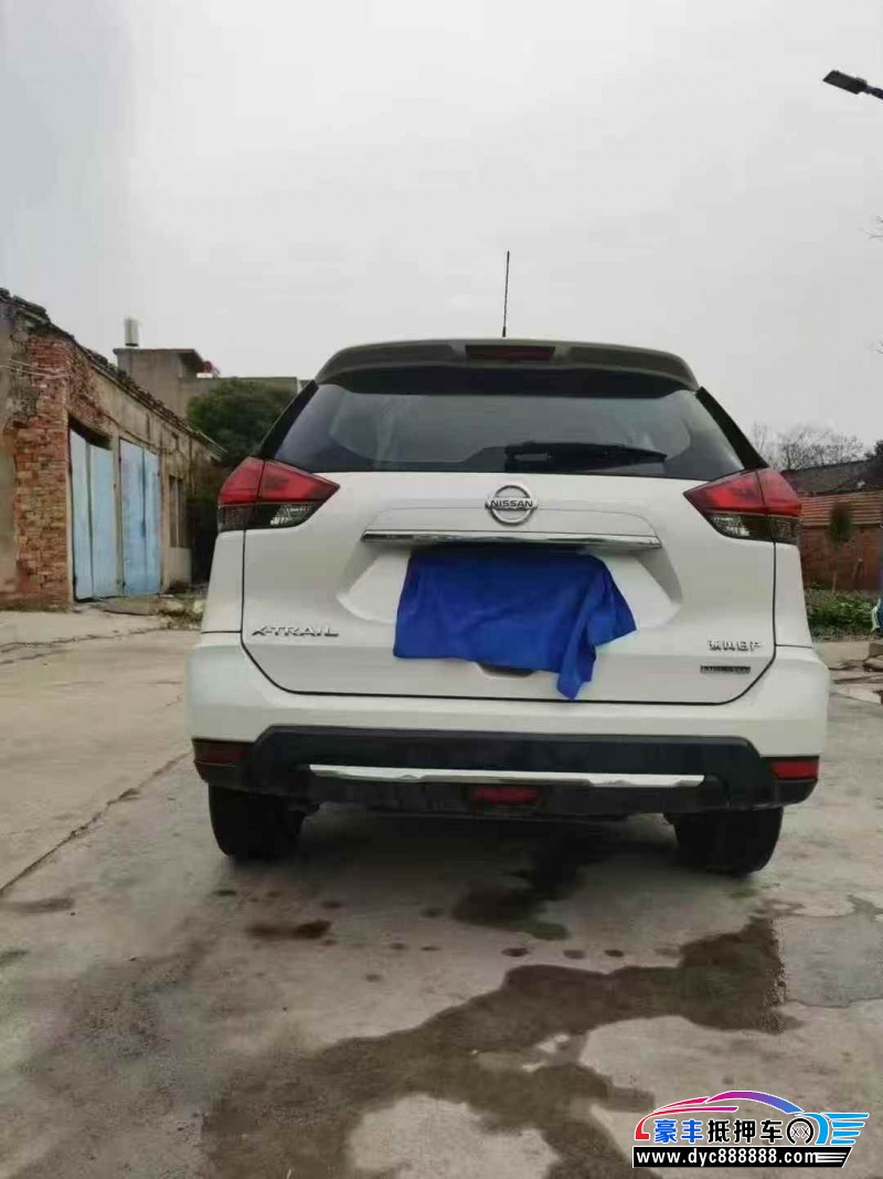 19年日产奇骏轿车抵押车出售