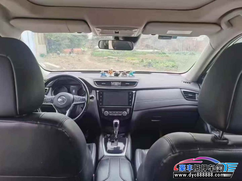 19年日产奇骏轿车抵押车出售