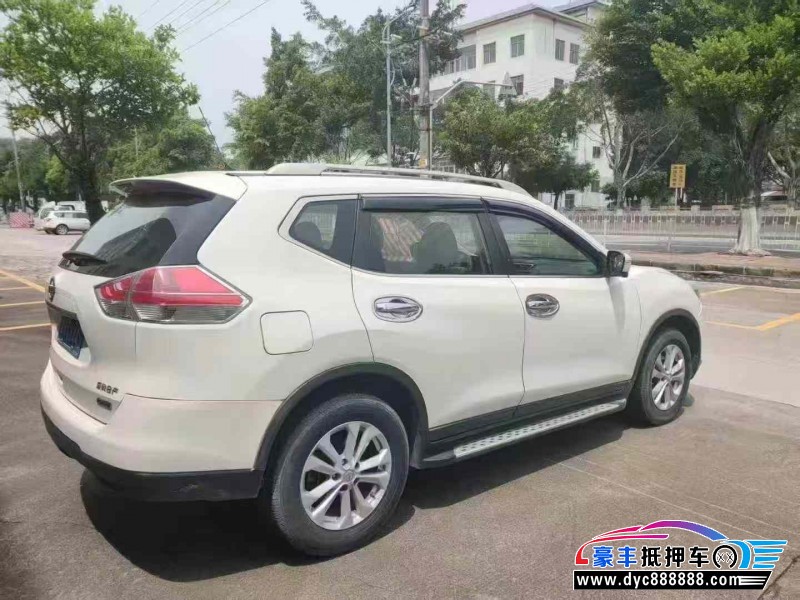 15年日产奇骏轿车抵押车出售