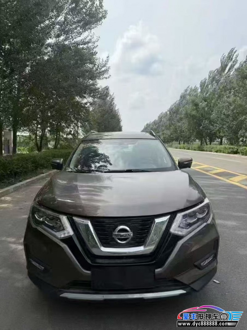 17年日产奇骏轿车抵押车出售