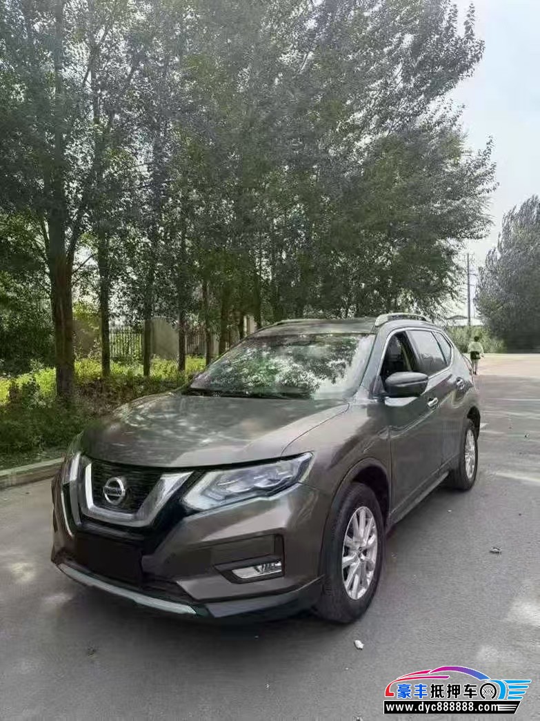 17年日产奇骏轿车抵押车出售