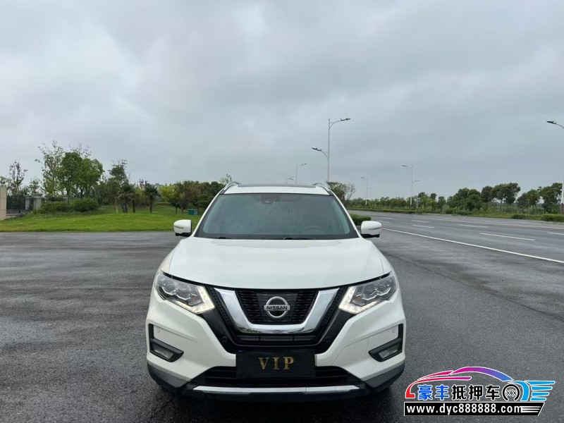 20年日产奇骏轿车抵押车出售