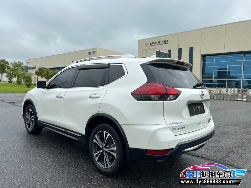 20年日产奇骏轿车抵押车出售