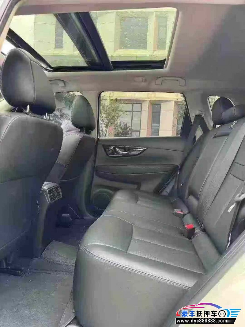 24年日产奇骏轿车抵押车出售