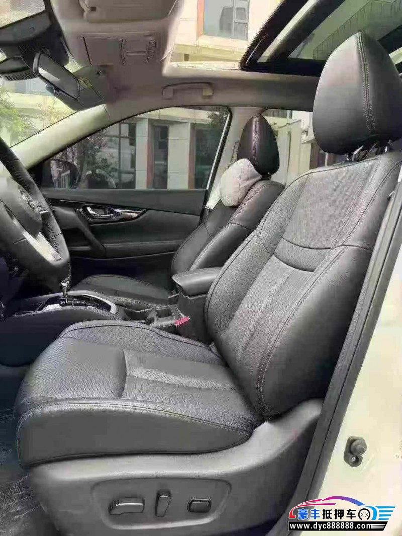 24年日产奇骏轿车抵押车出售