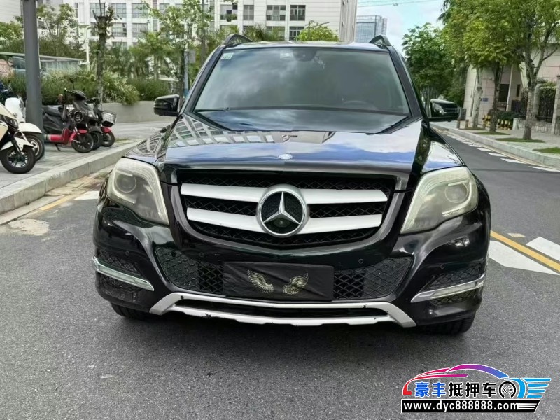 13年奔驰GLK轿车抵押车出售