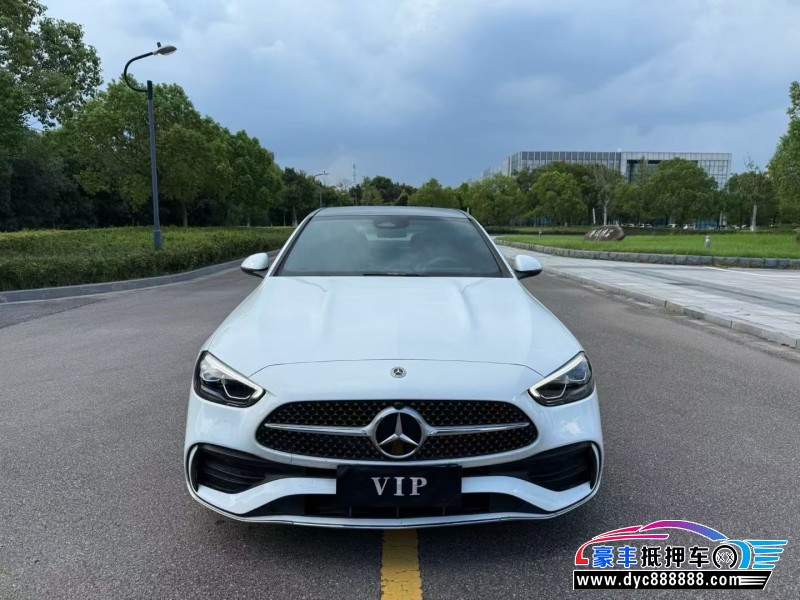 24年奔驰C轿车抵押车出售