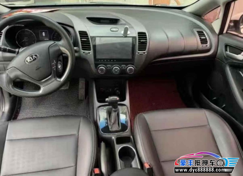 16年起亚K3轿车抵押车出售