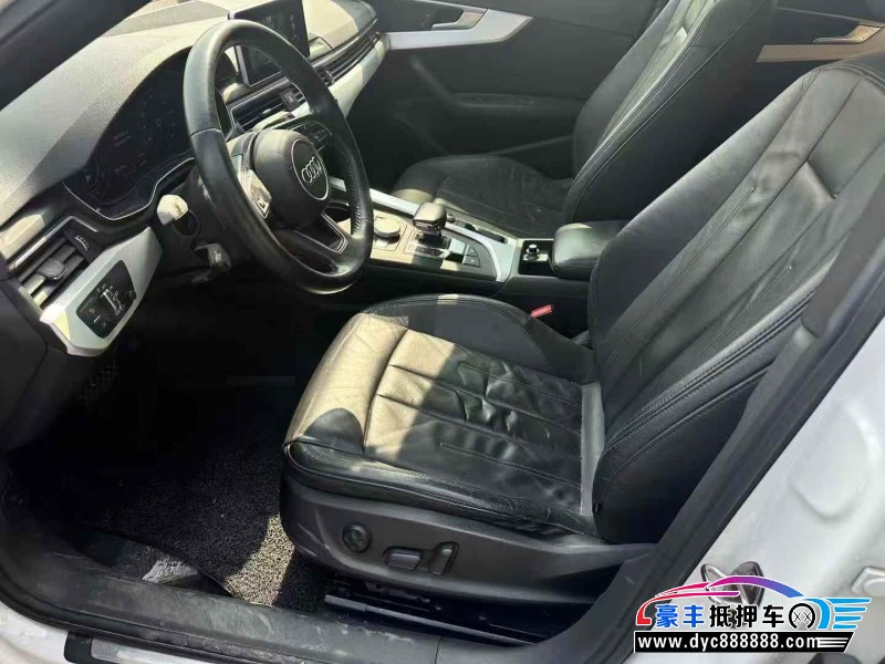 19年奥迪A4L轿车抵押车出售