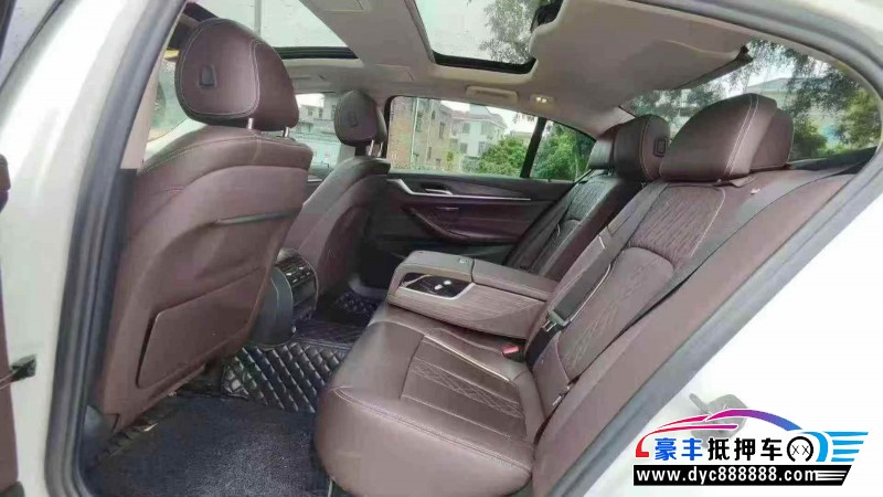 20年宝马5系轿车抵押车出售