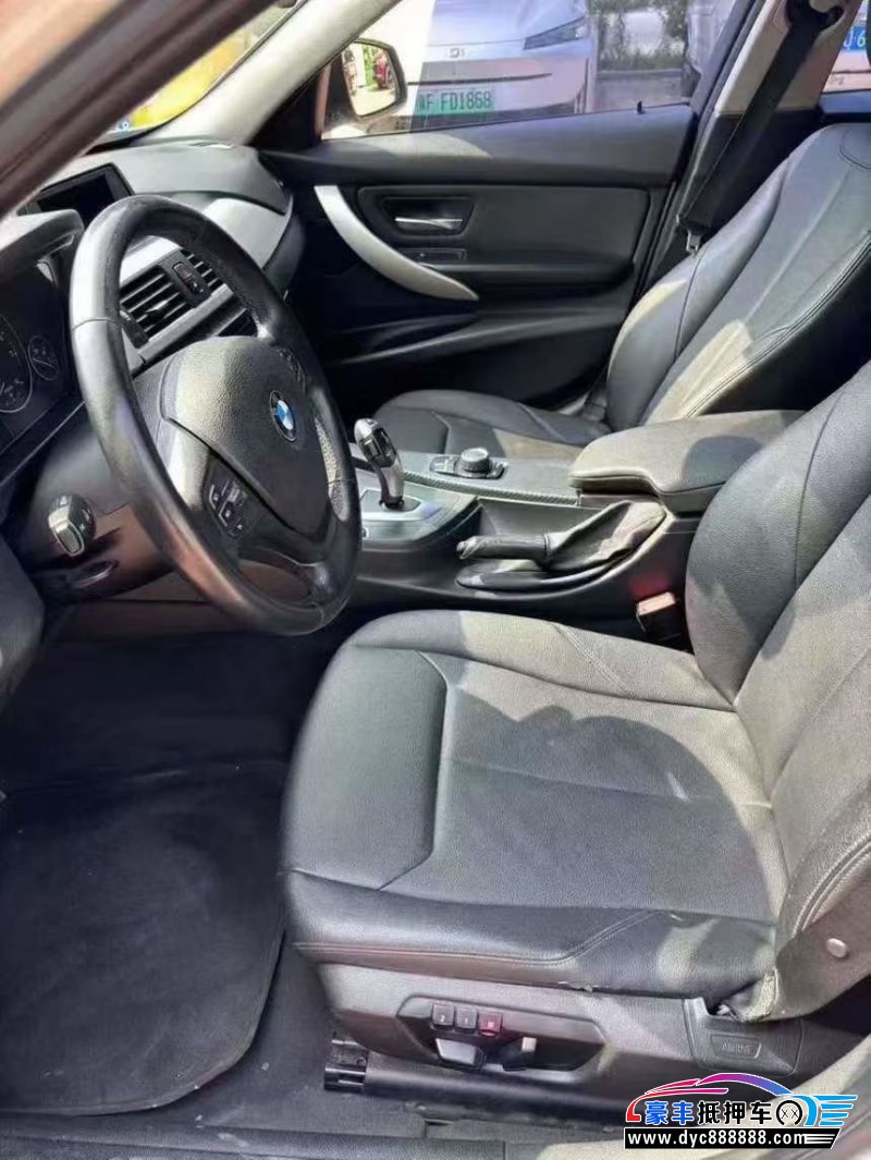 14年宝马3系轿车抵押车出售