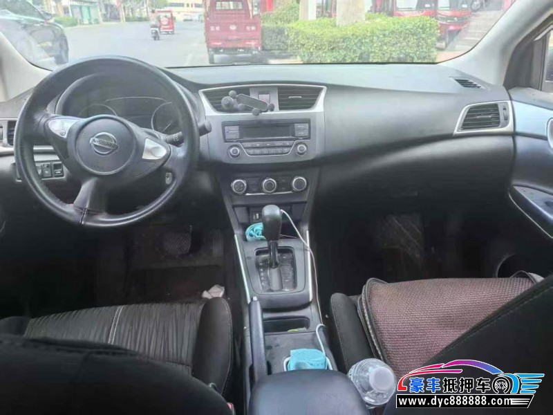 24年日产轩逸轿车抵押车出售