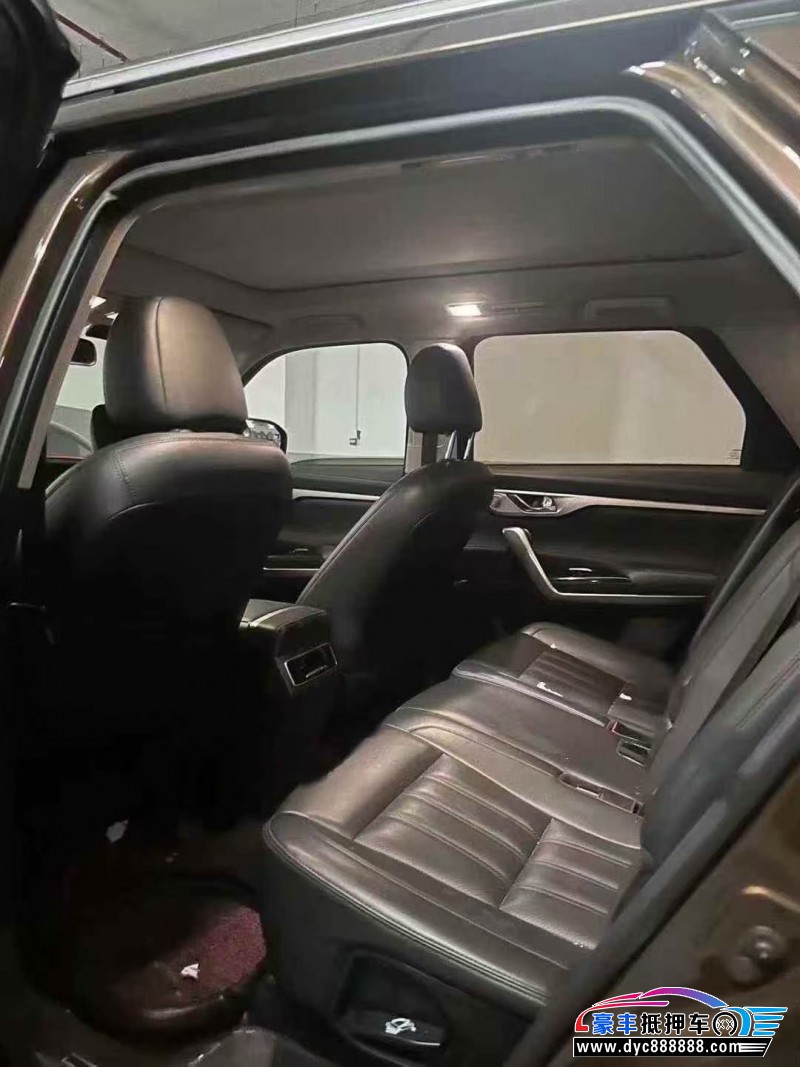 19年长安长安CS95轿车抵押车出售