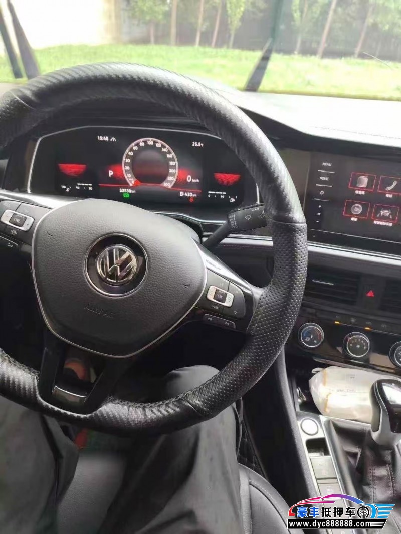 21年大众速腾轿车抵押车出售